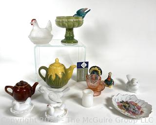 Collection of Decorative Glassware Including Hens on Nests.