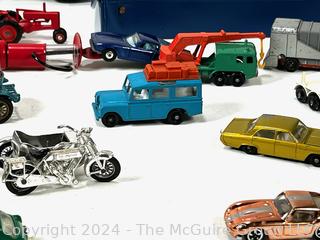 Toy Cars Including Matchbox and Lensey in Carrying Case