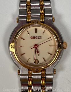 Gucci 9000L White Silver Ladies Watch