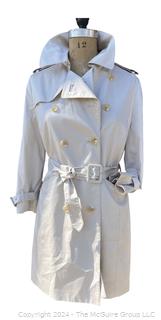 Ladies Brooks Brothers Trench Coat Size 4