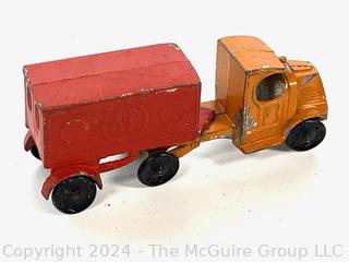 1920's A&P Delivery Truck Model with Original Paint