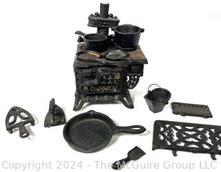 Miniature Cast Iron Salesman Sample Toy Stove with Accessories