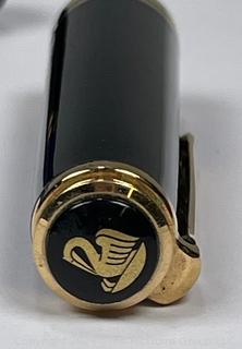 Pelikan Fountain Pen Souverän 750 (18K), Germany