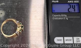 10kt Yellow Gold with Lab Grown Emeralds Ring. 2.4 grams