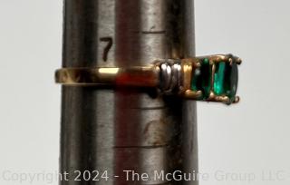 10kt Yellow Gold with Lab Grown Emeralds Ring. 2.4 grams