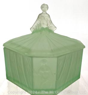 Art Deco "Roxana" Green Satin Uranium (Fluorescent) Glass Ramses Powder Jar, Paris (was Lot 1005ND)