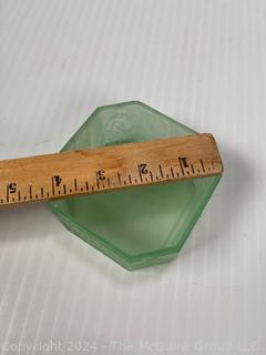 Art Deco "Roxana" Green Satin Uranium (Fluorescent) Glass Ramses Powder Jar, Paris (was Lot 1005ND)