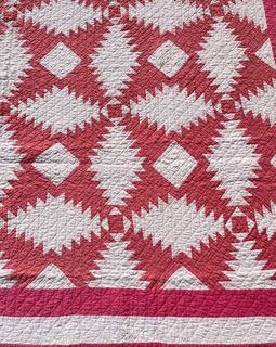 Hand Stitched Pink and White Quilt in the Pineapple Pattern. 73" x 85"