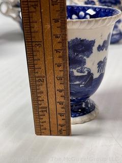 Set of Copeland Spode's Tower England Including Cups, Saucers & Soup Bowls