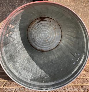 Red Painted Galvanized Aluminum Trash Can