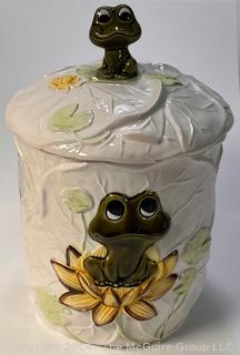 Ceramic Frog and Lily Pad Cookie Jar