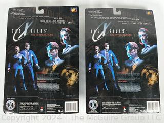 McFarlane Toys, The X-Files Scully & Muldar, 6" Action Figures circa 1998