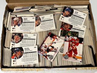 Box of 1000+ Sports Cards Pro Hockey NHL