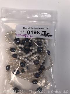 Group of Freshwater Pearl Bead Jewelry 