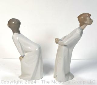 Set of Two (2) Porcelain Lladro Diasa Figurines Girl  and Boy Kissing 