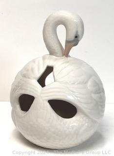 Lladro Preening Swan Porcelain Vase