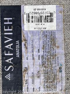 ??????????????? Safavieh Rug. 27 x 96"