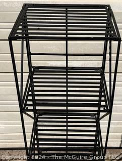 Collaspible Metal Slatted Shelf.