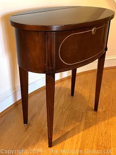 Federal Inlaid Mahogany Drum Table by Brandt, Baltimore Maryland. 14.5 x 23 x 26"