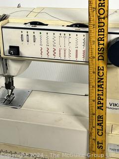 Viking Husqvarna 150E Sewing Machine