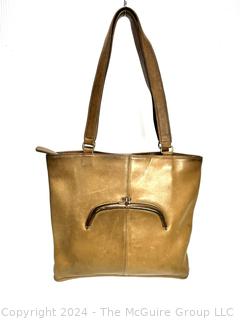 Classic Coach Brown Leather Shoulder Bag with Kiss Lock