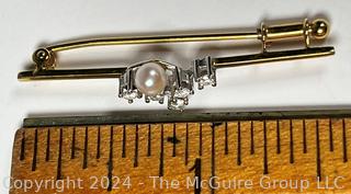 Pearl with Diamond Brooch Pin