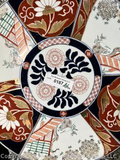 Large Porcelain Japanese Imari Platter.  15" diameter