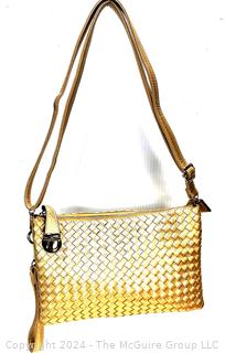 Gold Woven Leather Hand Bag. 