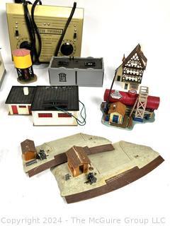 H-O Scale Model Train Building, Layout Houses and 2AMP Transformer