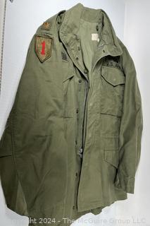 Militaria: US Army M65 Field Jacket with Major's Rank and 5th Army Patch