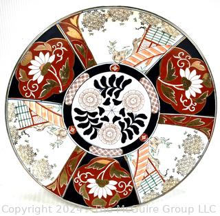 Large Porcelain Japanese Imari Platter.  15" diameter