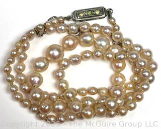 Graduated Knotted Pearl Bead Necklace 
