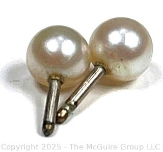 Pair of Pearl Earrings with Posts