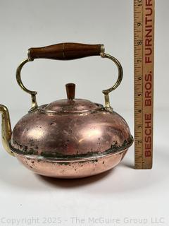 Bongusto Copper Tea Kettle. Made in Italy with Wood Handle