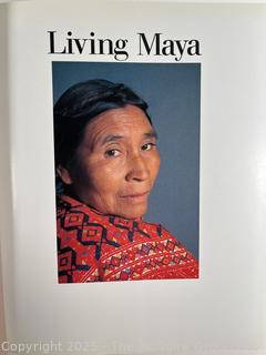 Living Maya By Walter Morris Coffee Table Book