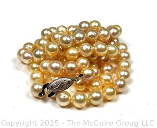 Pearl Necklace with Silver Clasp