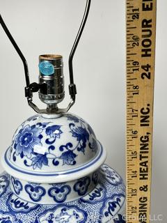 Blue and White China Chinoiserie Ginger Jar Lamp 