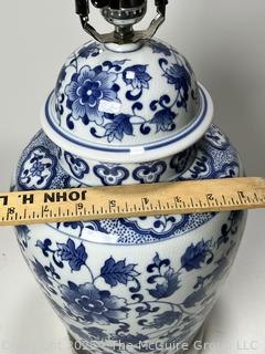 Blue and White China Chinoiserie Ginger Jar Lamp 