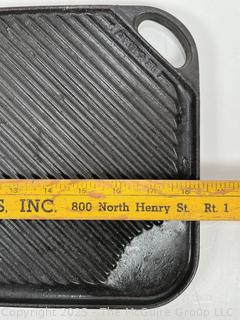 Le Creuset Black Cast Iron Reversible Grill Griddle.   9x18" 