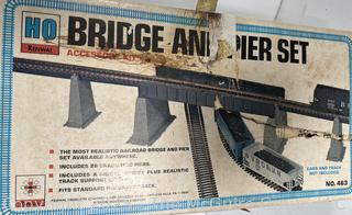 HO Gauge Train accessories