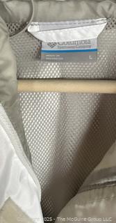 Women's White Arcadia Rain Jacket by Columbia, Large.  New with Tags