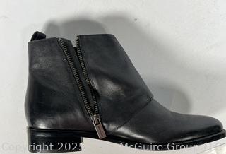Women's Black Booties Short Boots by Michael Kors, 8.5M. New Without Tags