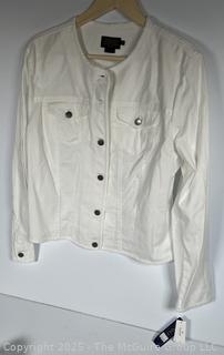 Women's White Jacket by Pendleton, X Large. New with Tags