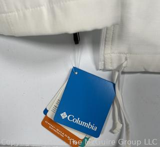 Women's White Rain Jacket by Columbia, X Large. New with Tags