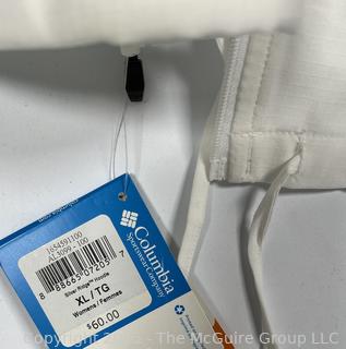 Women's White Rain Jacket by Columbia, X Large. New with Tags
