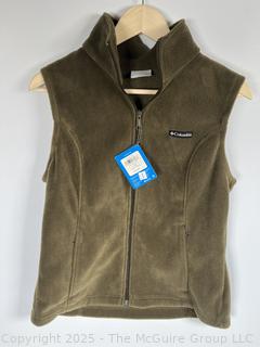 Women's Fleece Vest Jacket by Columbia, Large. New with Tags