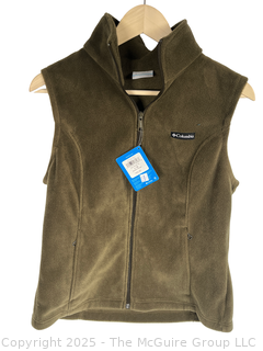 Women's Fleece Vest Jacket by Columbia, Large. New with Tags