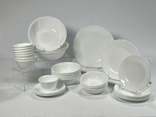 Corelle Vitrelle Livingware Dinnerware Set "Frost White"