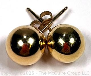 14KT Yellow Gold Bead Earrings. 0.9 grams.