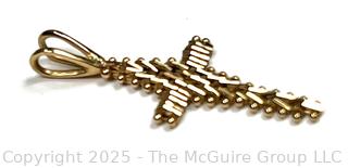 14KT Yellow Gold Woven Mesh Cross Pendant. 1.4 grams.